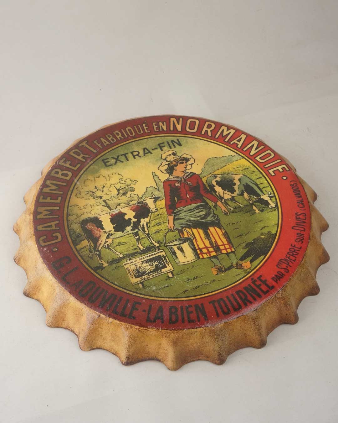 Vintage Camembert Normandie Şişe Kapağı Duvar Dekoru – 33 cm çap - Görsel 4