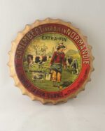 Vintage Camembert Normandie Şişe Kapağı Duvar Dekoru – 33 cm çap